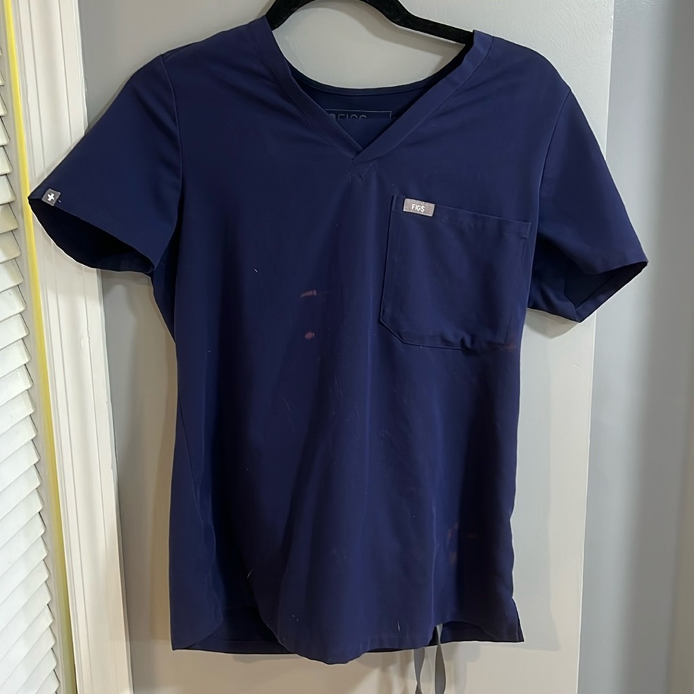 Catarina One-Pocket Scrub Top